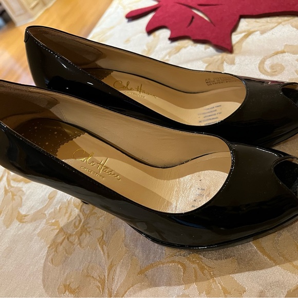 Cole Haan Black Paten Leather Heels - Picture 2 of 3